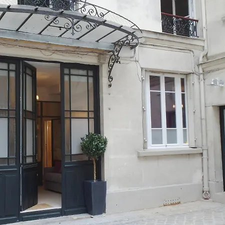 Saint Germain Cosy Apartment